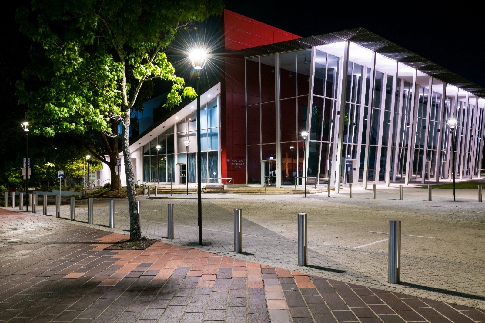 External View of the Shoalhaven Entertainment Centre